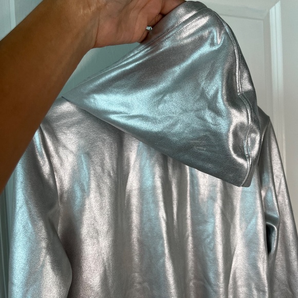 Material Girl Silver Metallic Zip Hoodie Size M – Shiny Activewear Jacket - Picture 10 of 11